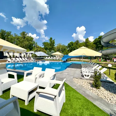 فندق Club Pegasus 4*